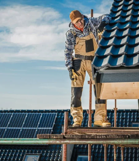 image-roofer-2 image-roofer-2